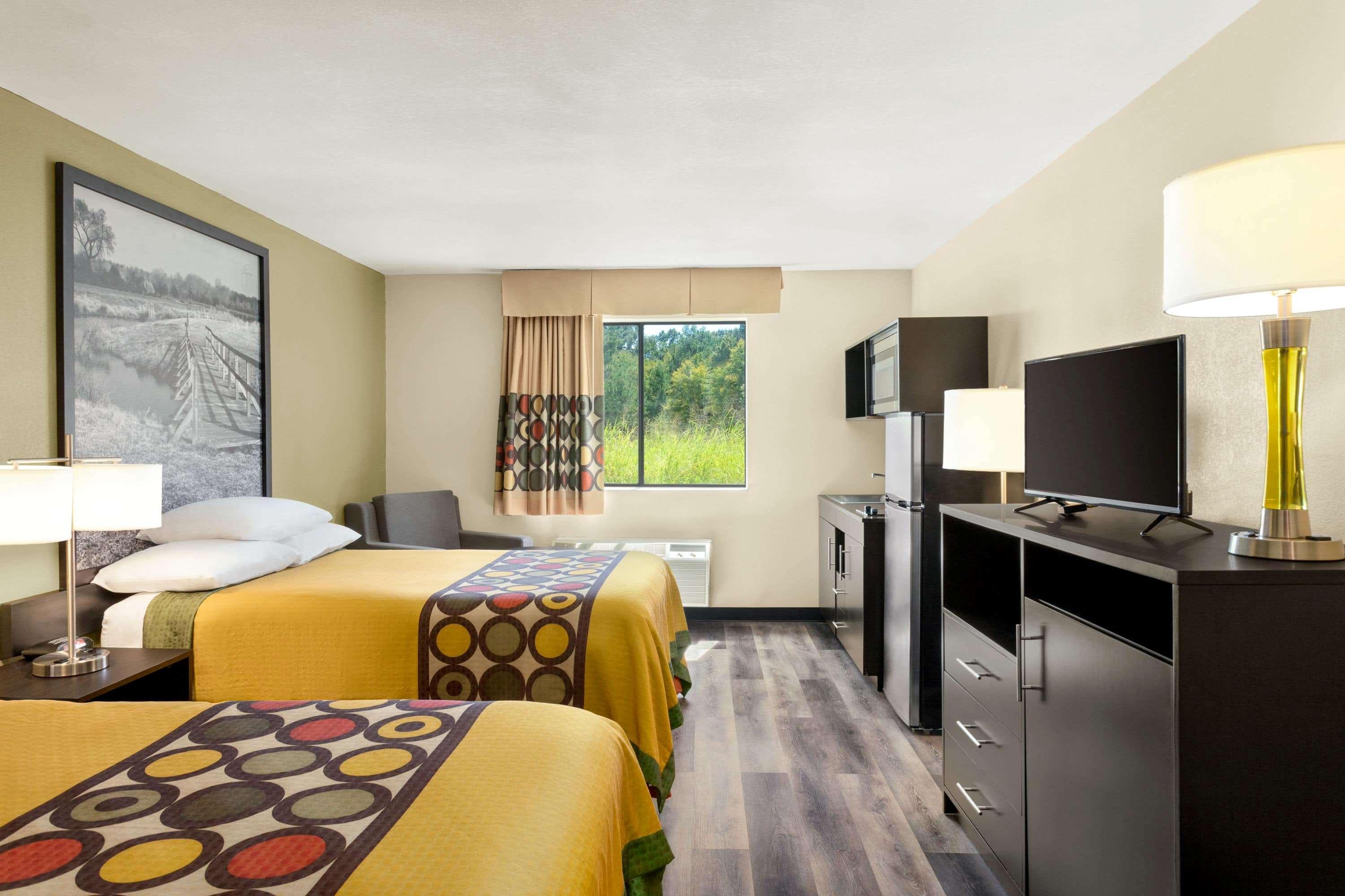 Hotel Super 8 By Wyndham Clinton Exterior foto